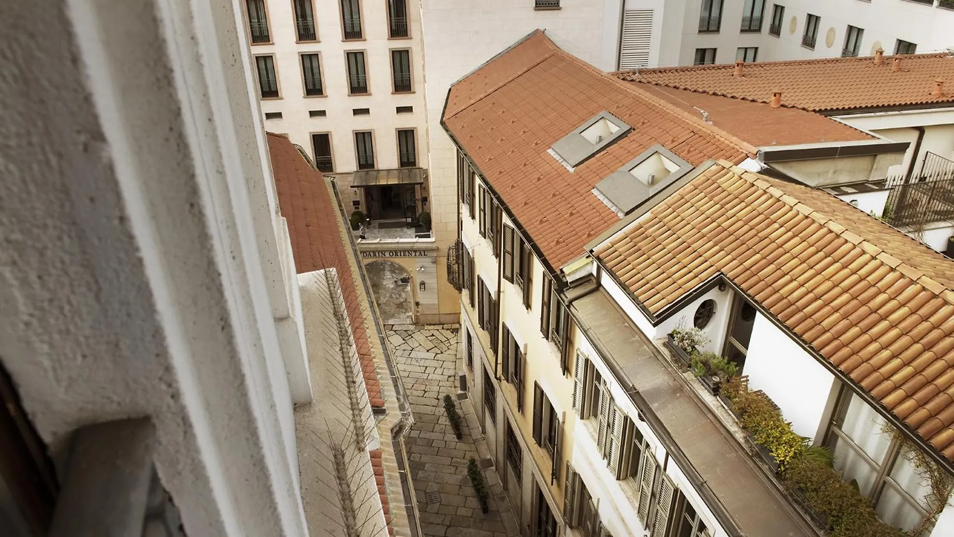 Fifty Eight Suite Milan Center Apartment