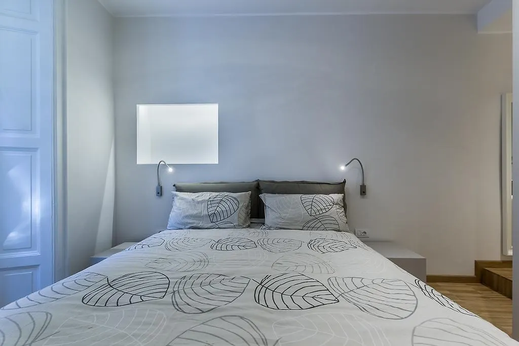 Apartment Fifty Eight Suite Milan Center Italy