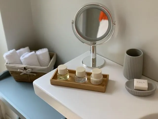 Fifty Eight Suite Milan Center Apartment